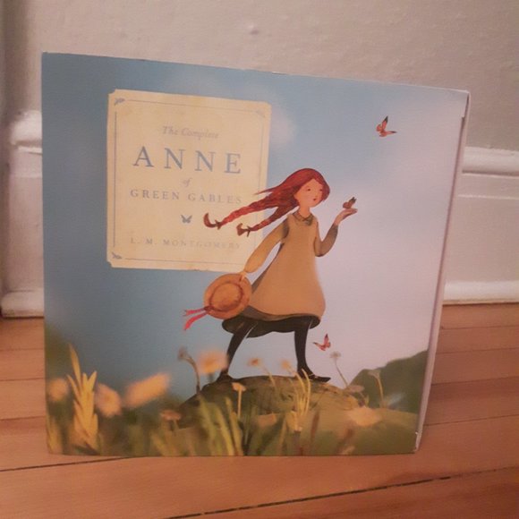 New Anne of Green Gables Book Series - Picture 2 of 3
